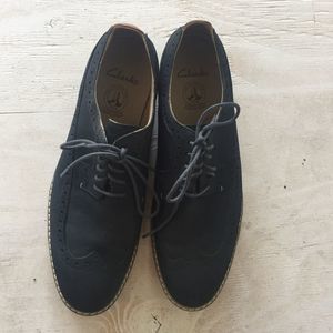 Clarks Nubuck Atticus Lace